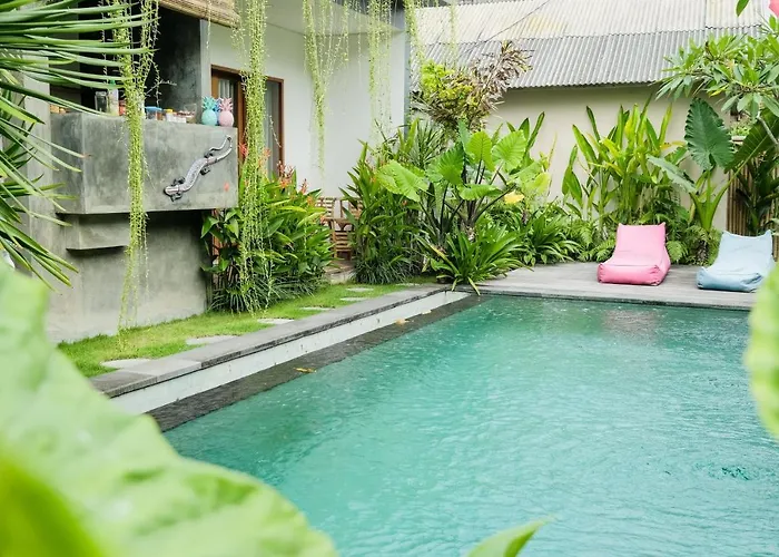 The Kumpi Bali By The Lavana Konukevi